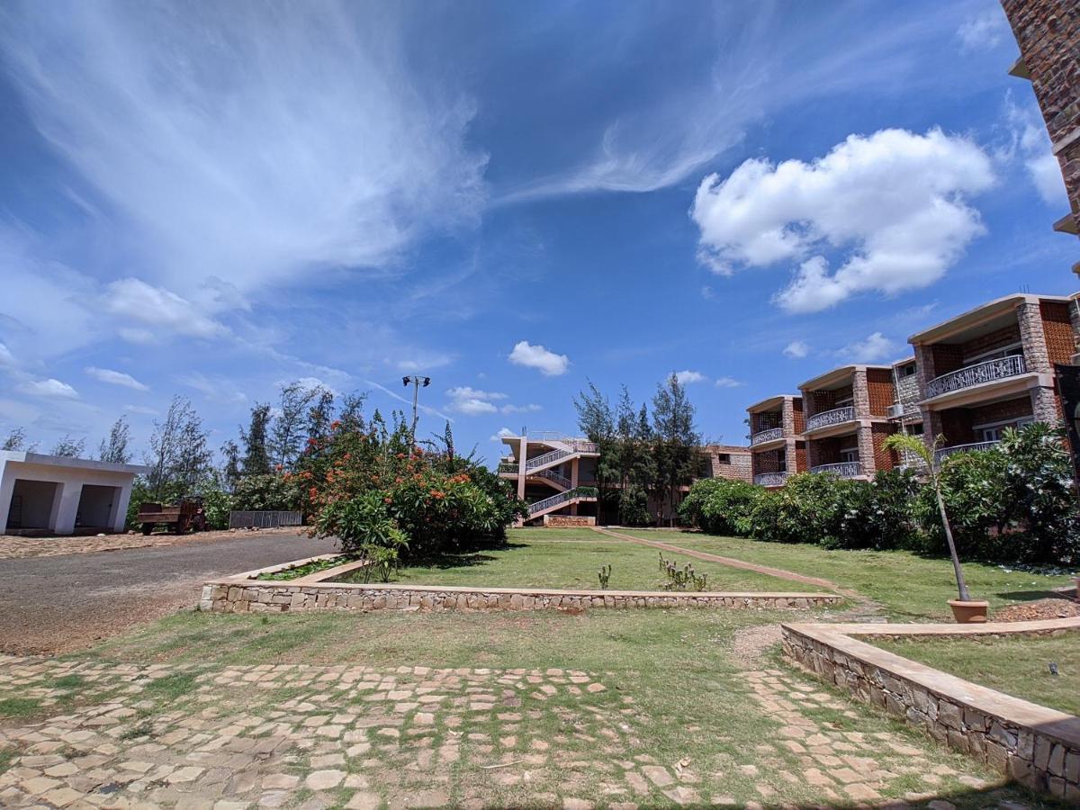 Kanthi Resorts Badami Bagalkot ภายนอก รูปภาพ