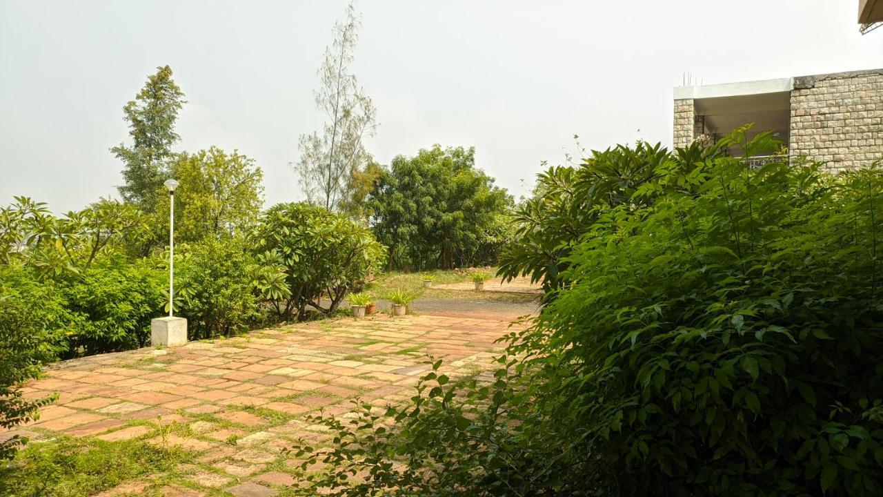 Kanthi Resorts Badami Bagalkot ภายนอก รูปภาพ